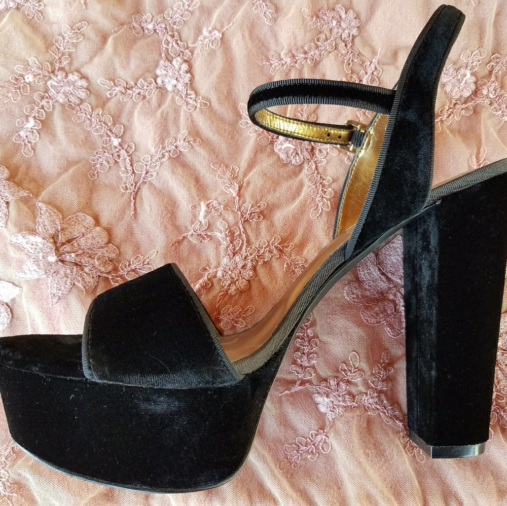 Blk Velvet Nine West Platform Ankle Strap  sz 9 - Picture 3 of 3